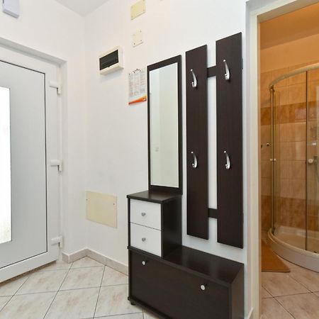 Apartments Nevina 1230 Πούλα Εξωτερικό φωτογραφία