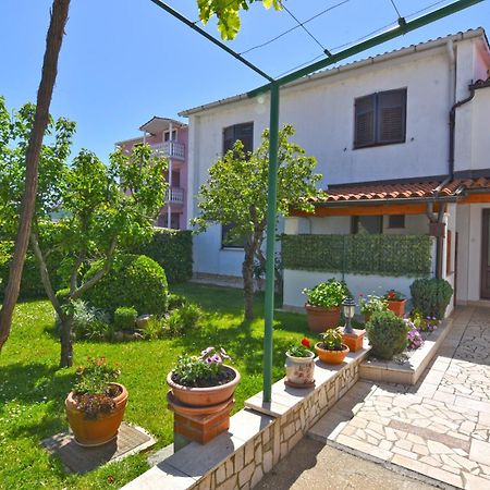 Apartments Nevina 1230 Πούλα Εξωτερικό φωτογραφία
